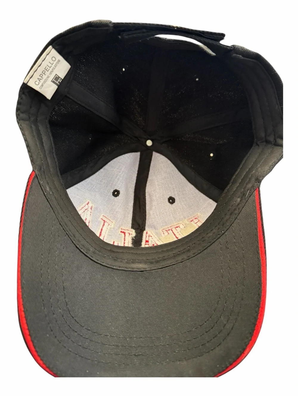Italia Embroidered Baseball Cap - Black & Red With Velcro Adjustable Strap.